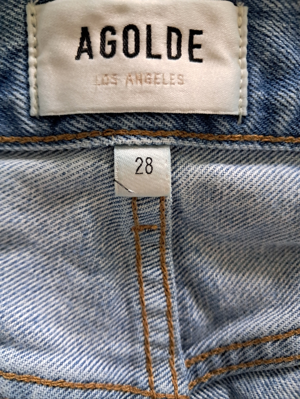 AGOLDE 90s Shorts High Rise Light Wash Raw Hem - Picture 6 of 9